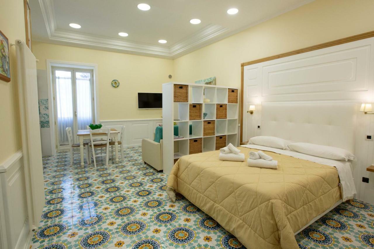 Apartment La Corte Dei Borboni By Dimorra Naples
